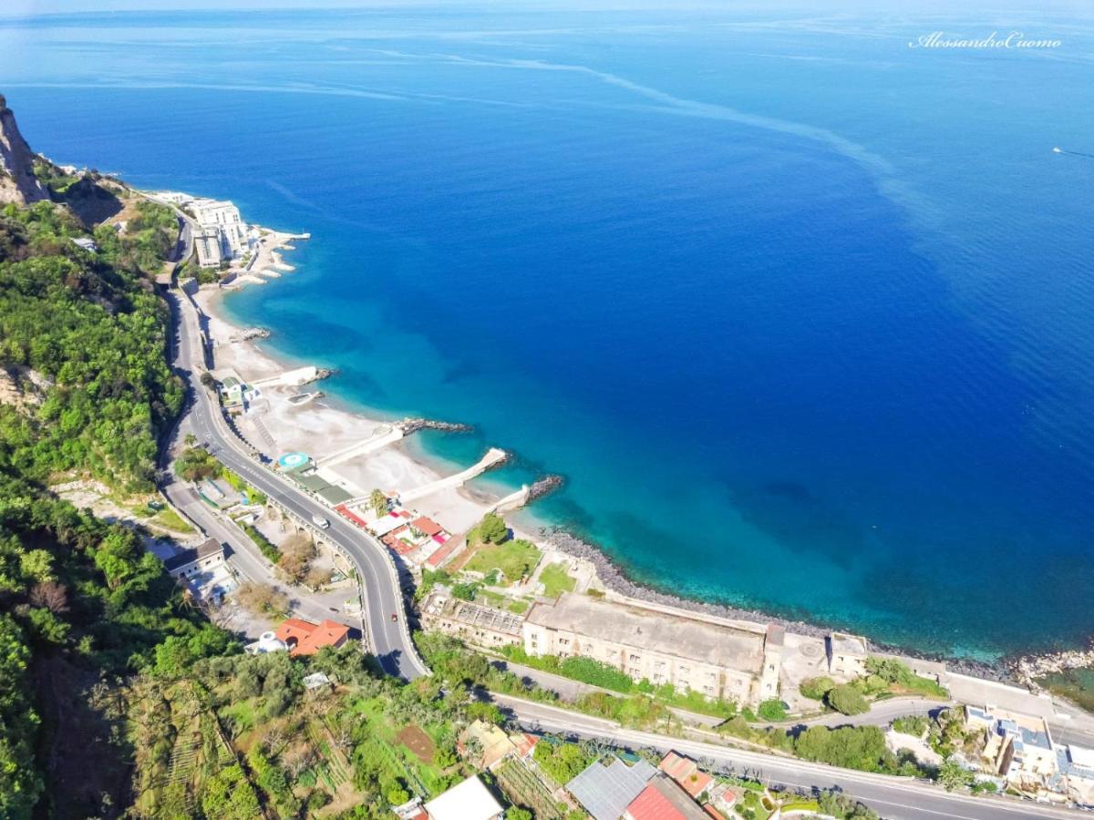 Il Rifugio Di Pozzano Apartment Castellammare di Stabia Exterior foto
